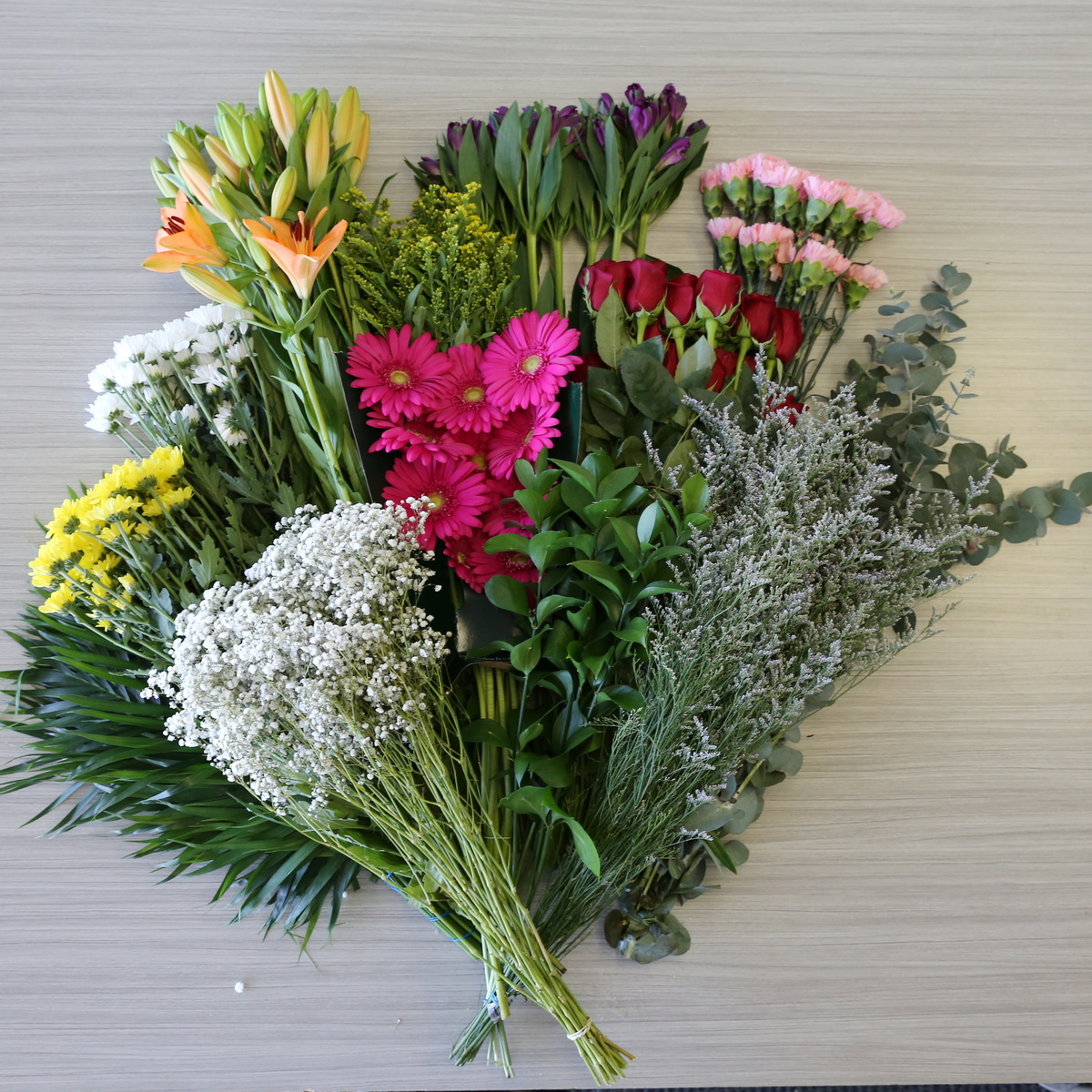 DIY Bulk Flower Bundle – 12 Varieties